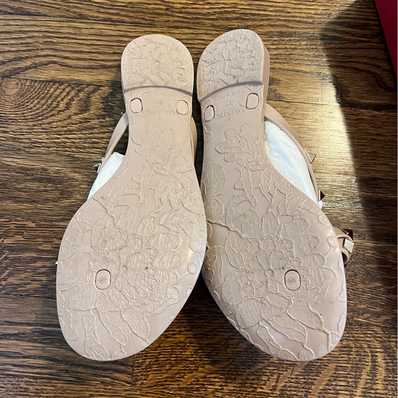 Valentino stud sandals - Picture 2 of 8